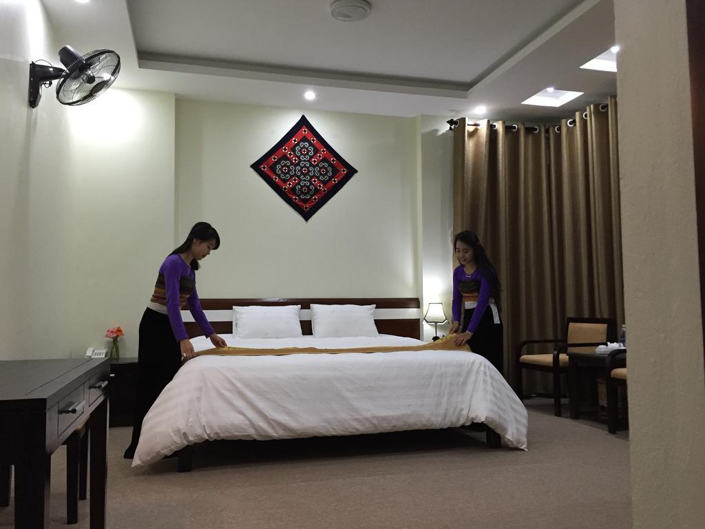 Khoa Thanh Hotel Hòa Bình Chambre photo