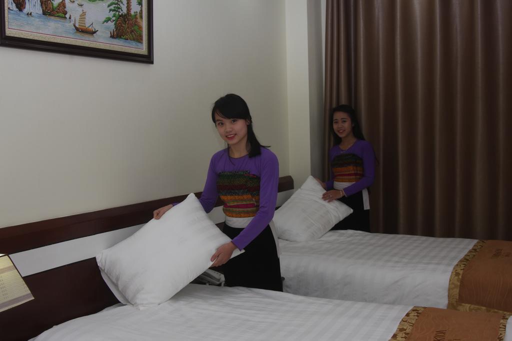 Khoa Thanh Hotel Hòa Bình Chambre photo