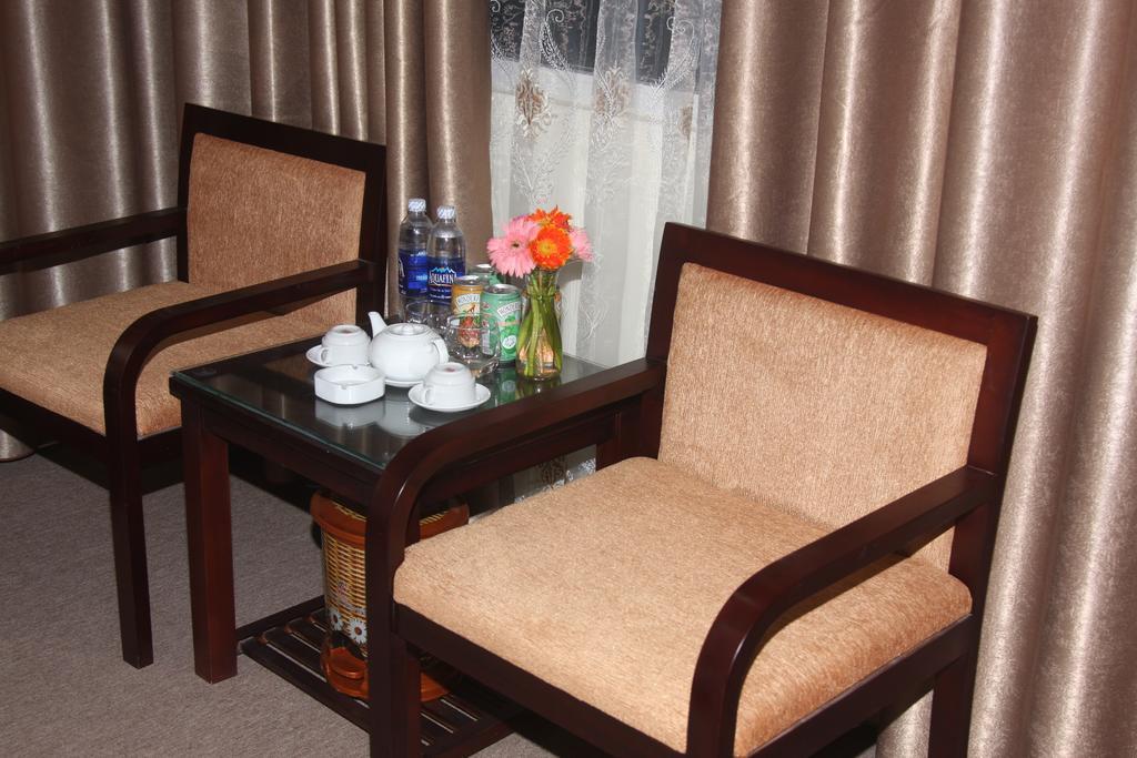 Khoa Thanh Hotel Hòa Bình Chambre photo